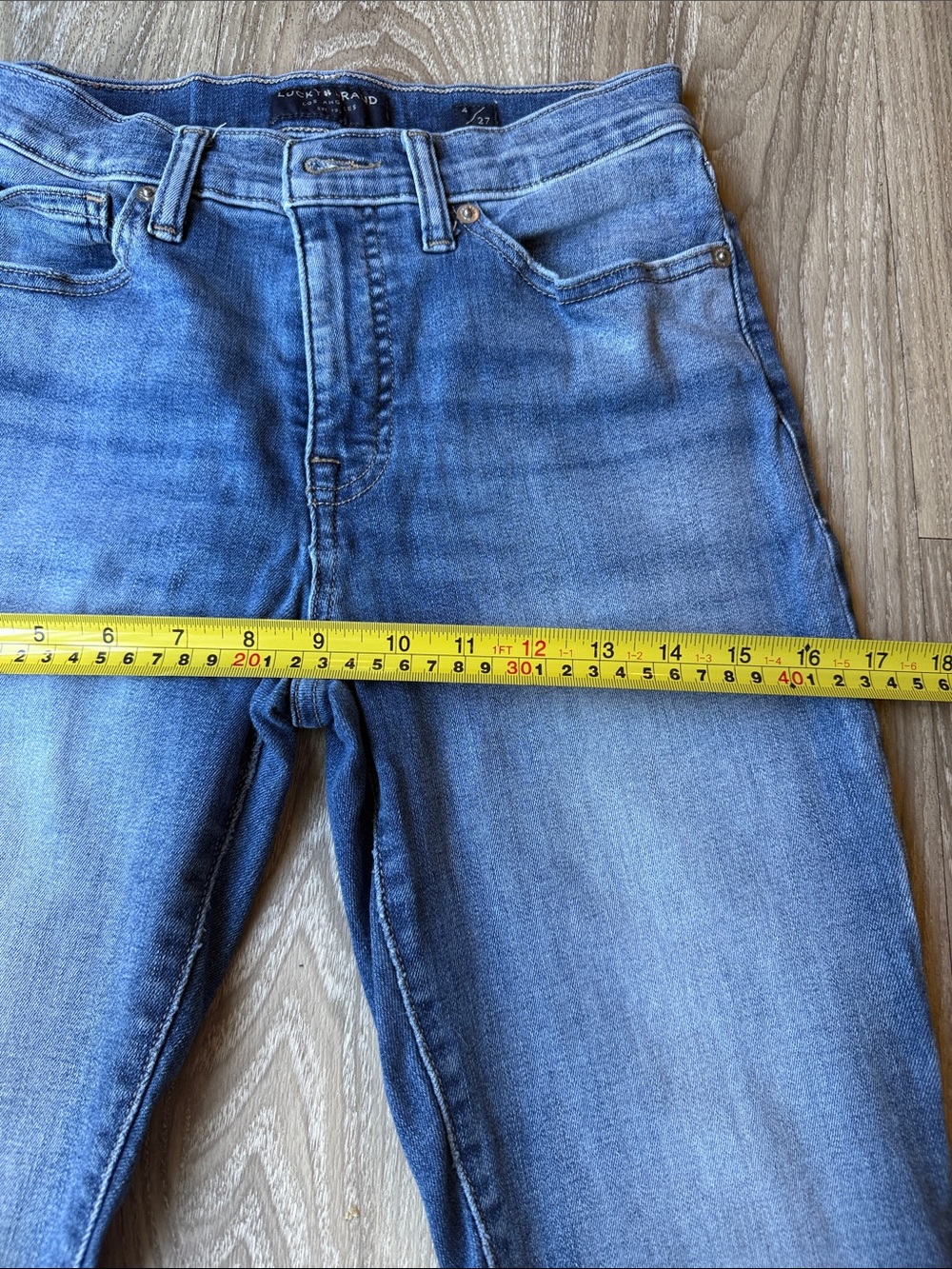 Lucky Brand Women's Light Blue Skinny Jeans - Picture 10 of 13